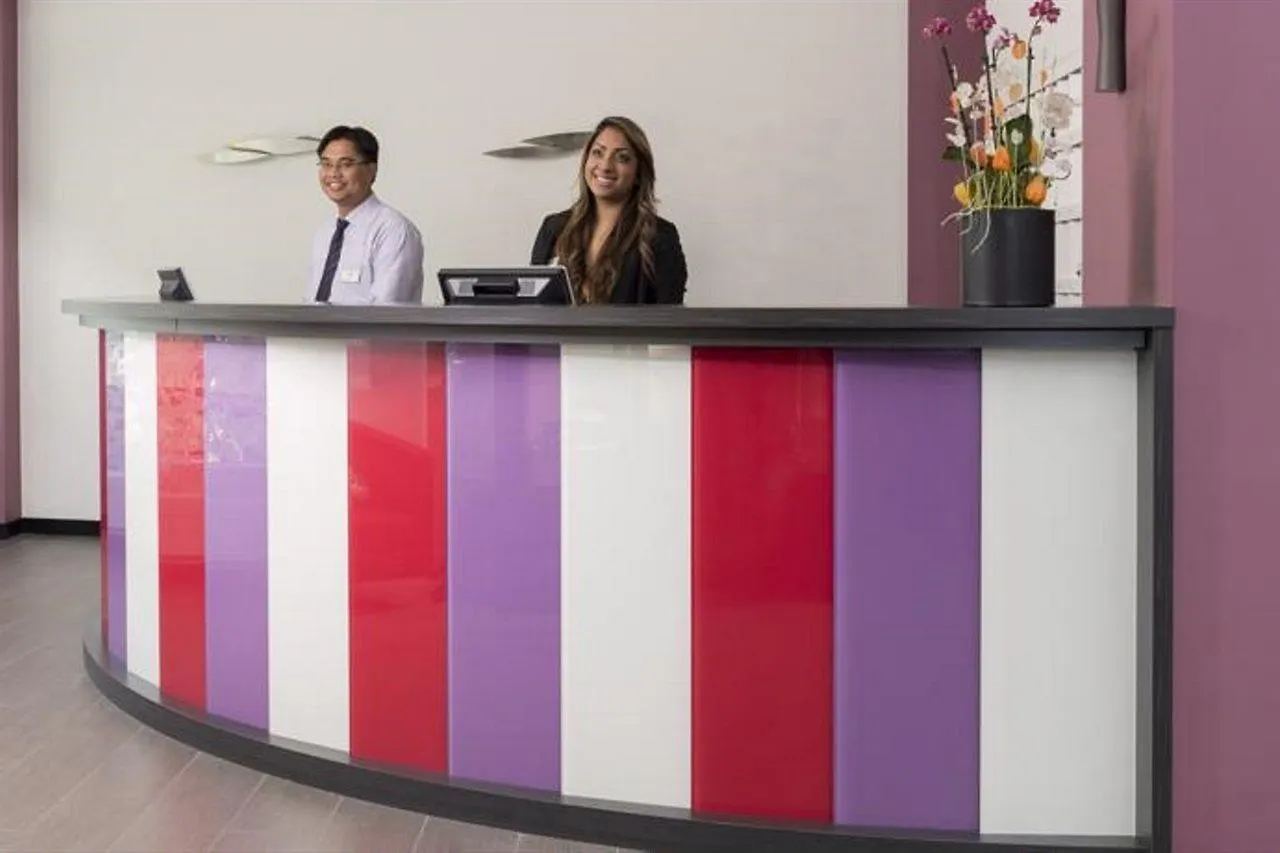 Hotel Les Nations Ginebra 3*,